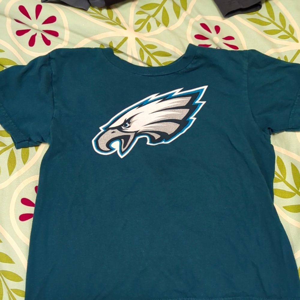Philadelphia eagles t-shirt